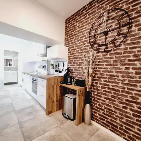 Saun Arene Grand T2 Proche Gare Avec Sauna Reims